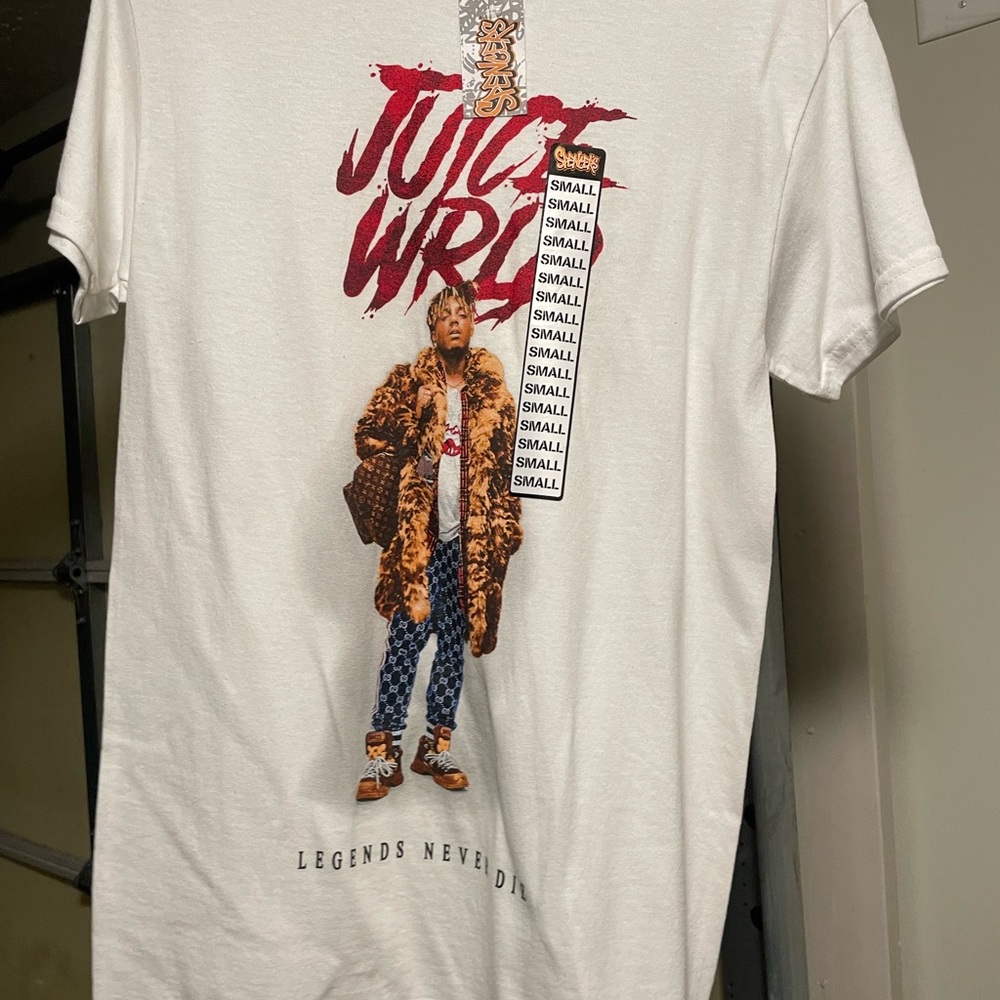 Legends Never Die Graphic T-Shirt